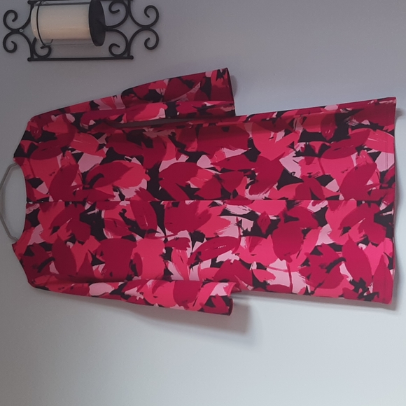 Pink Abstract Design Dress with Flare Sleeves - Picture 3 of 6